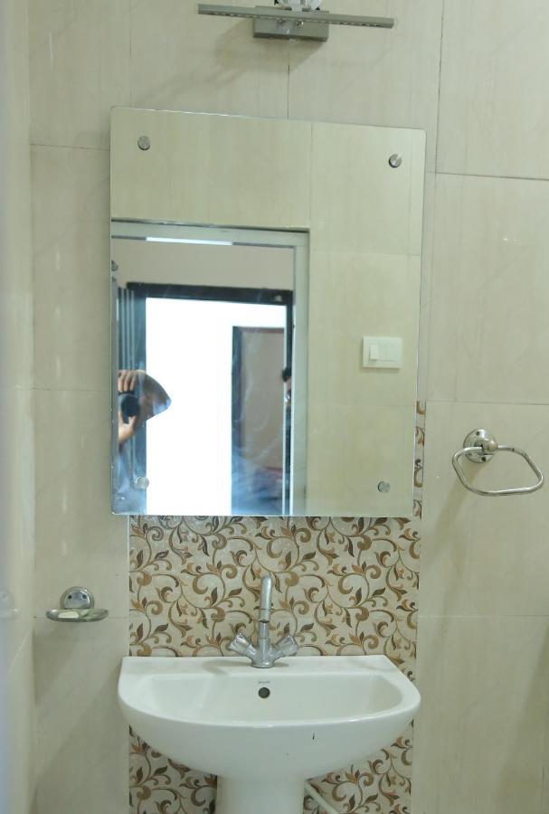 Hotel Siddharth Tanakpur Eksteriør billede